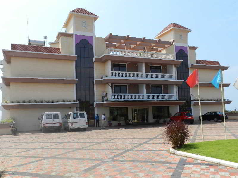 The Queeny Sancoale Εξωτερικό φωτογραφία